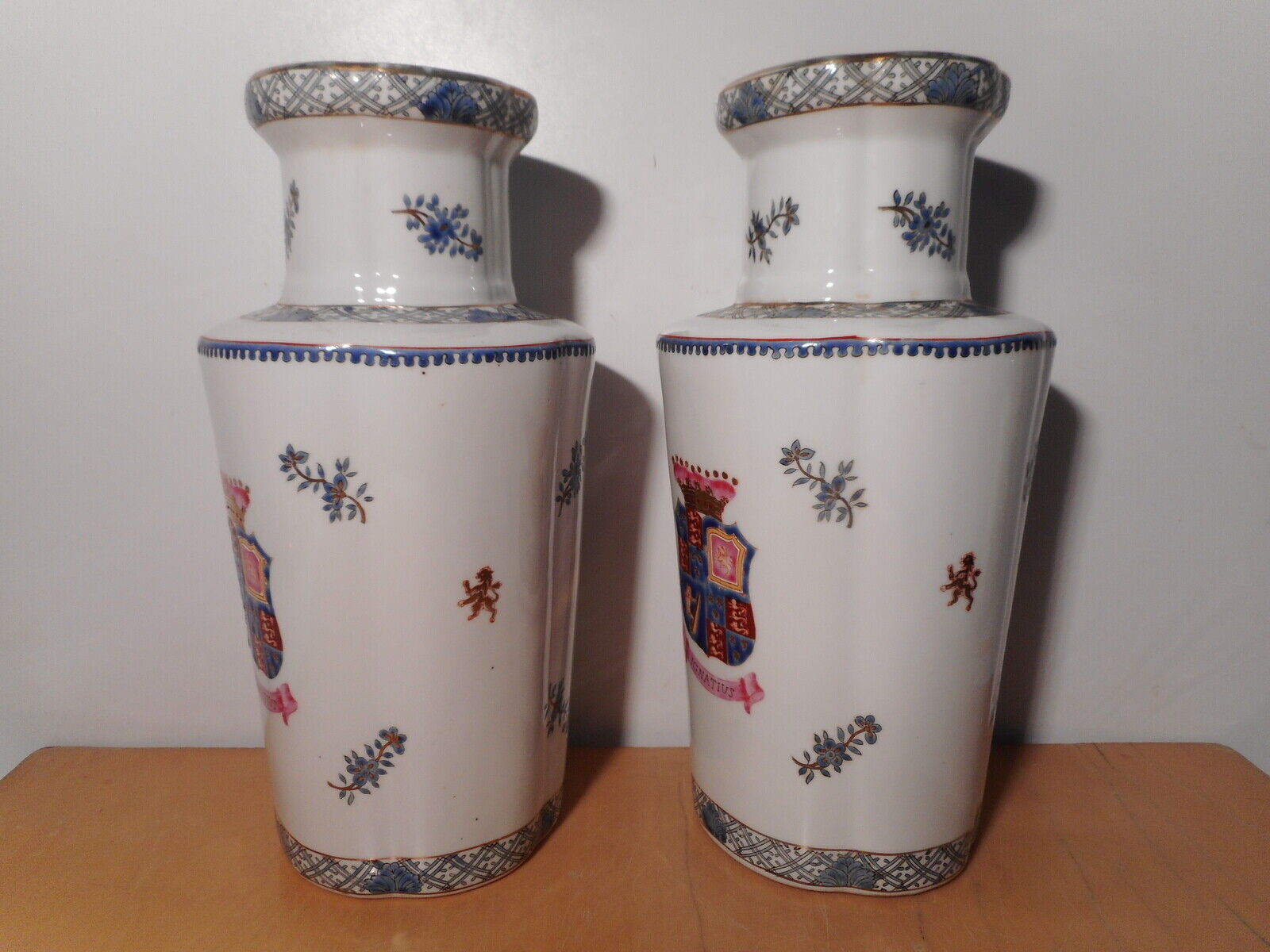 Pair of 19th century porcelain vases China East India Company