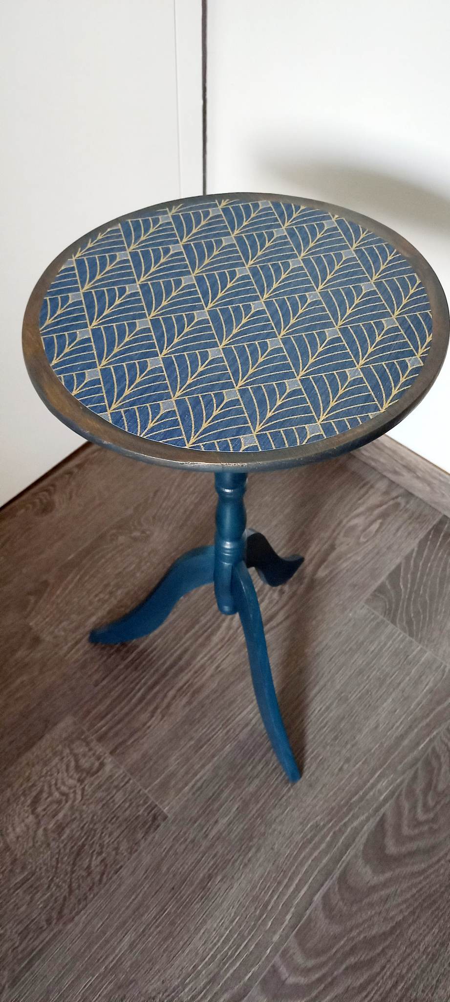 Guéridon vintage relooké