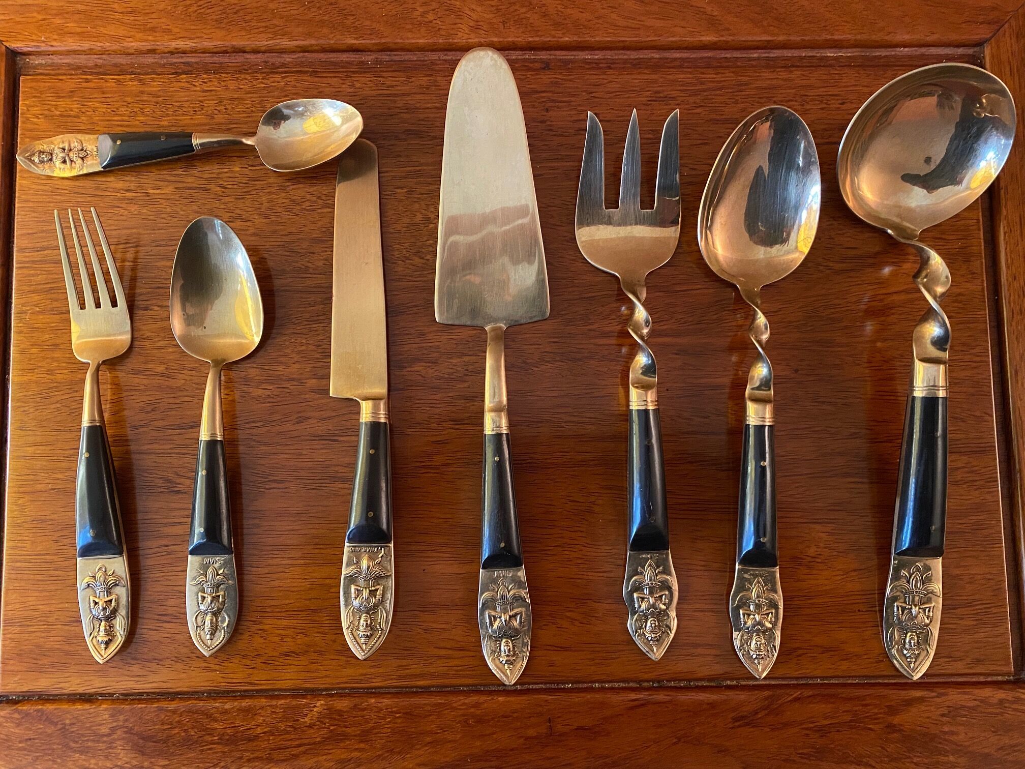Thai cutlery set