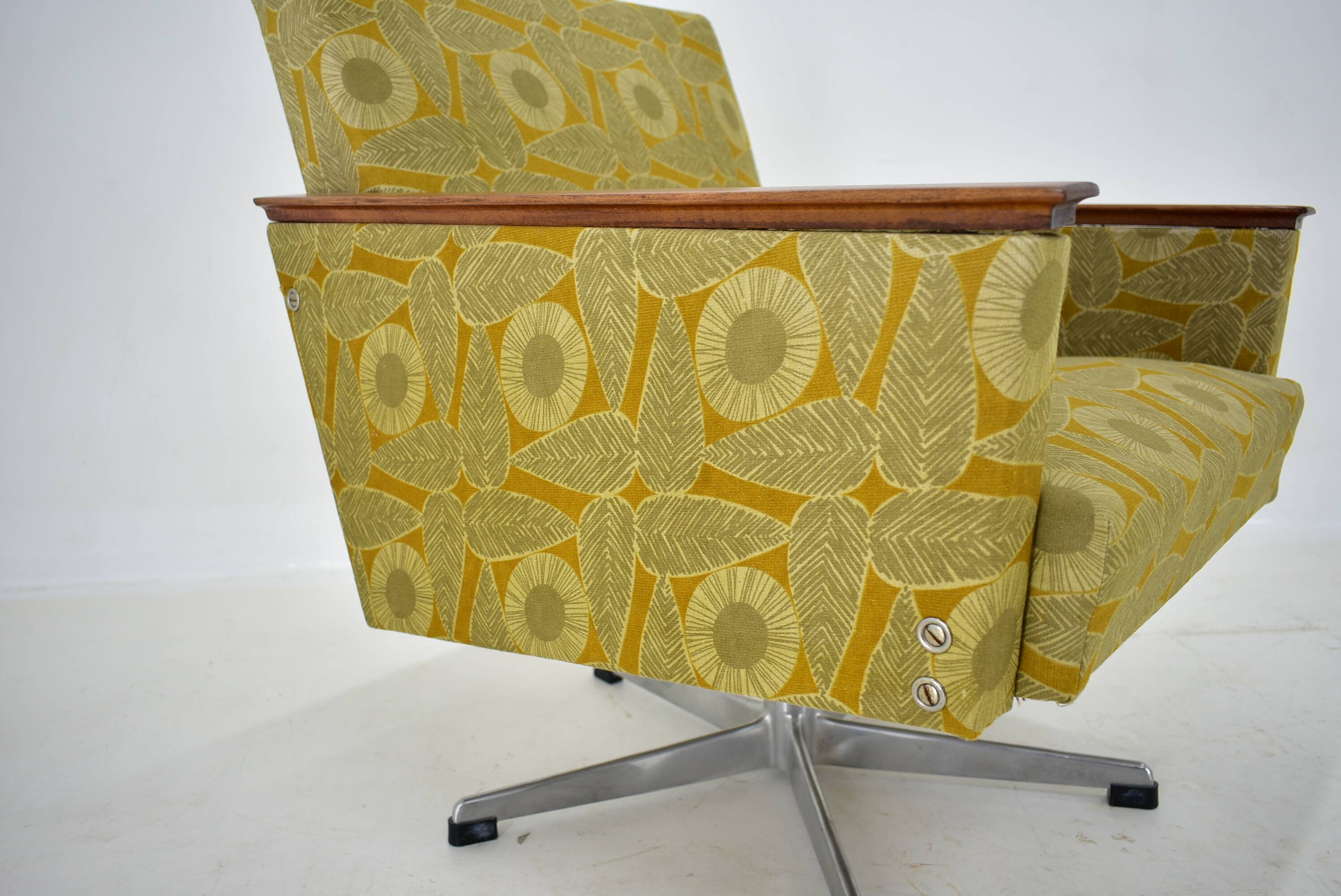 Mid-century armchair, Czechoslovakia, 1970s.