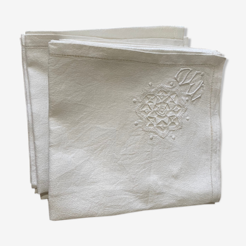 Set of linen towels monogram tn