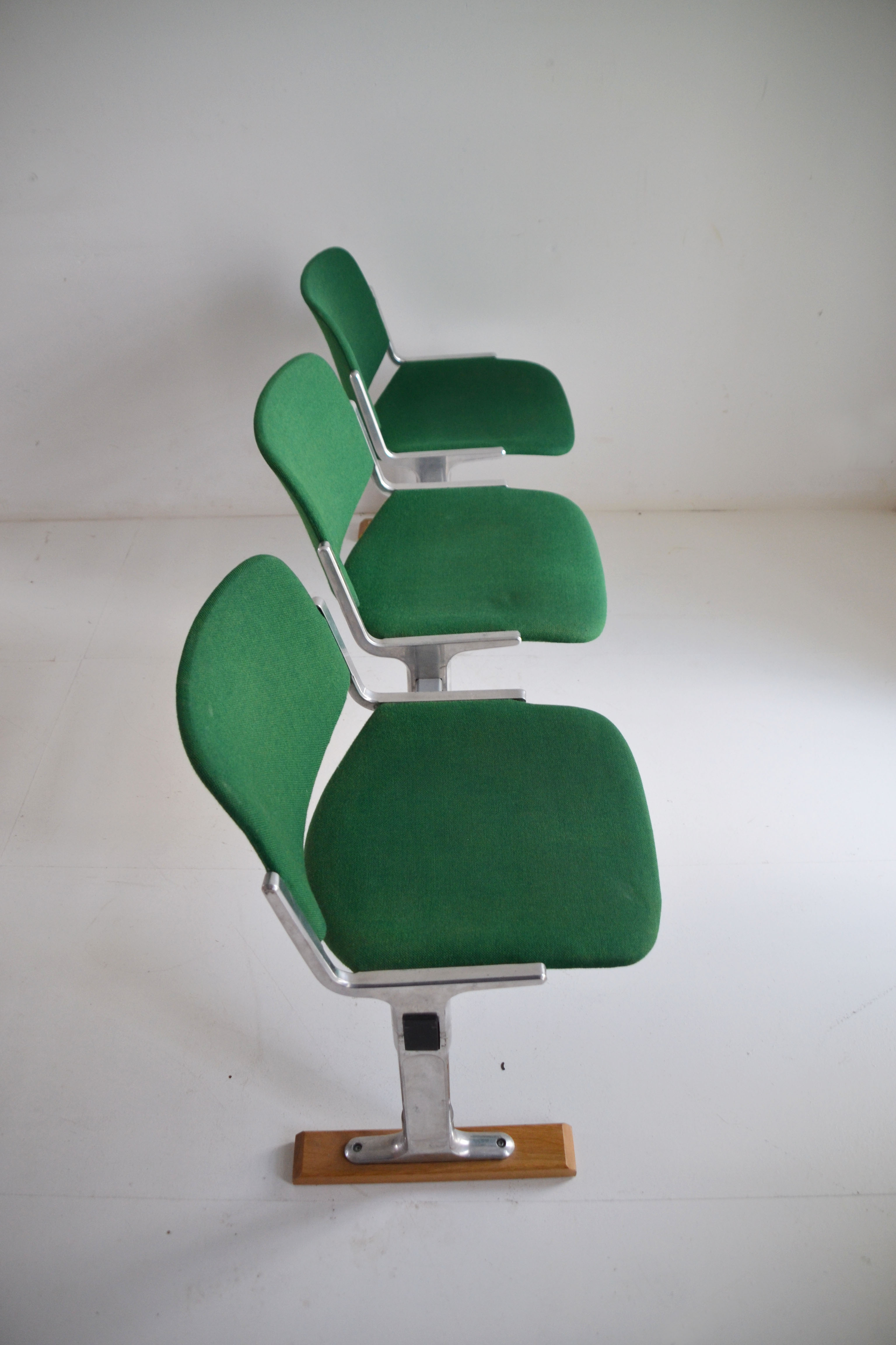 Castelli's Italian bench by Giancarlo Piretti
