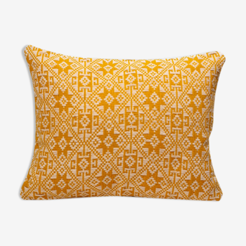 Yellow Dokmai cushion 40x50cm