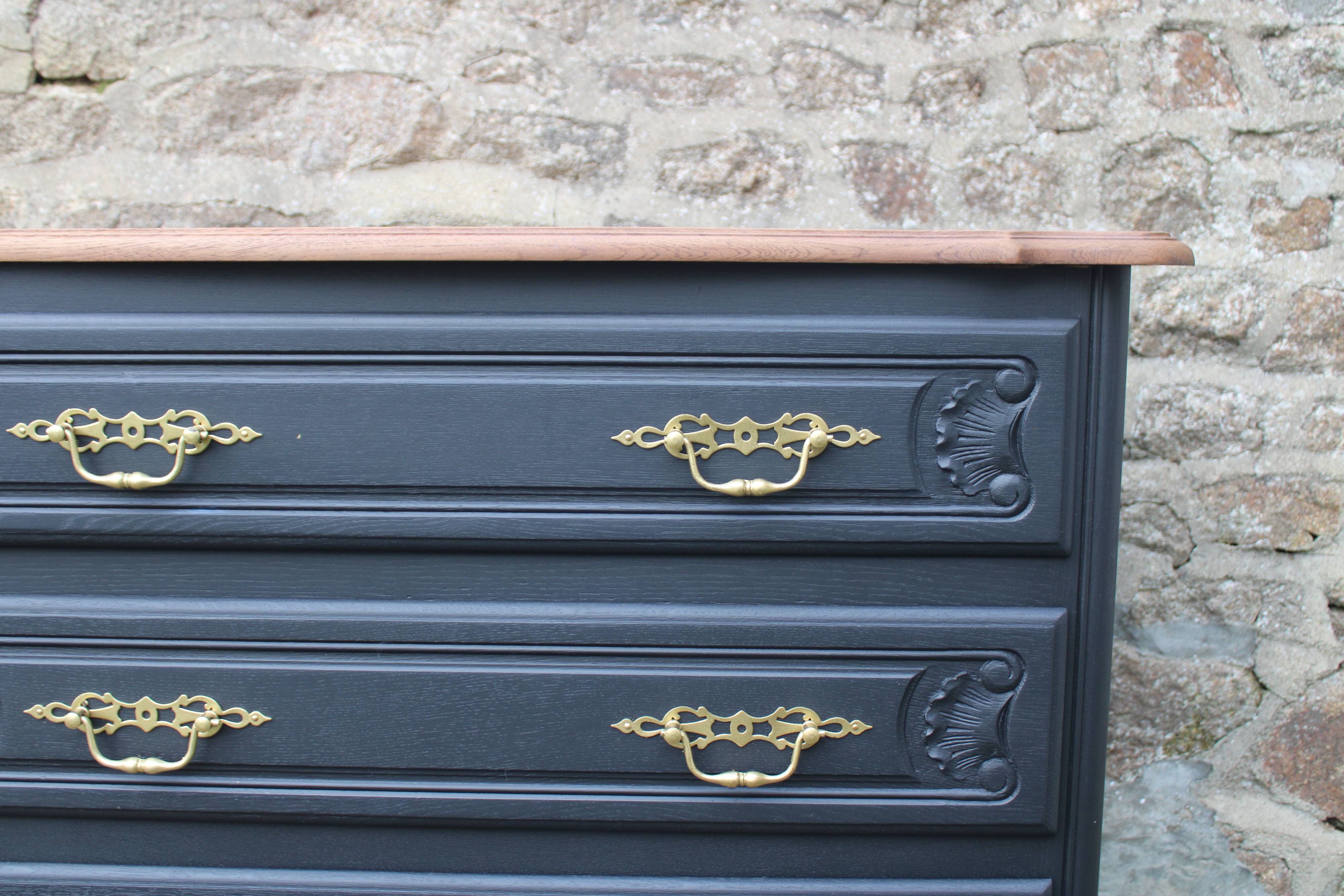 Commode arbalète ancienne