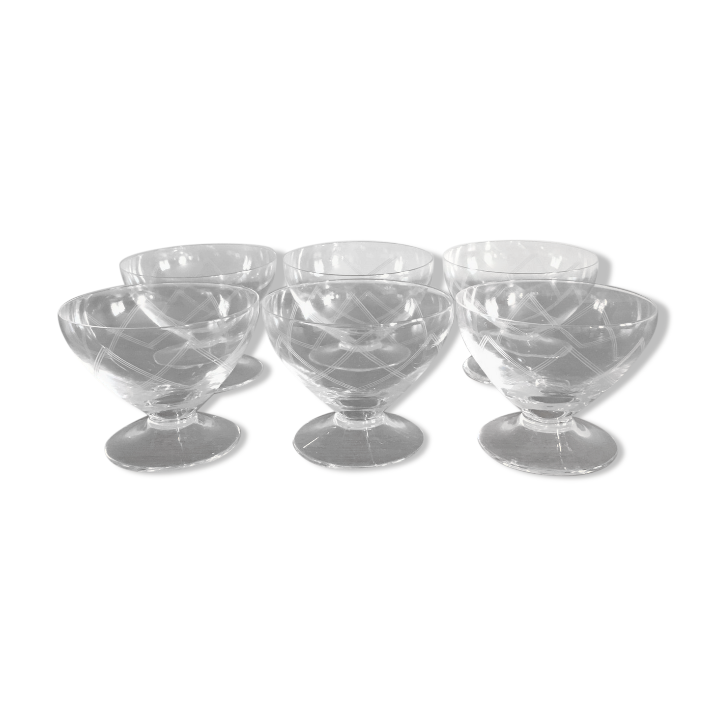 Old champagne glasses engraved 1930