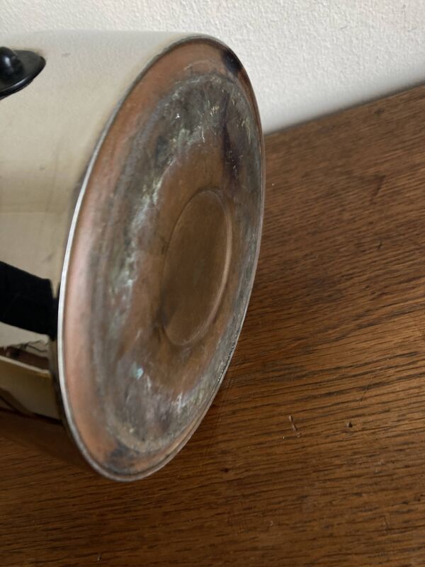 Bouilloire Alessi 1980 par Richard Sapper post moderne