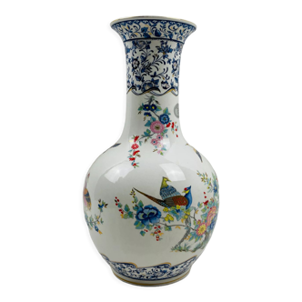 Porcelain vase Francesco Guarino