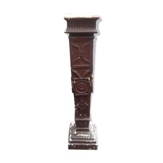 Selette in terracotta from a castle