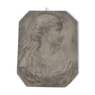 Plaque ancienne sculptée en pierre signée poitevin 1880