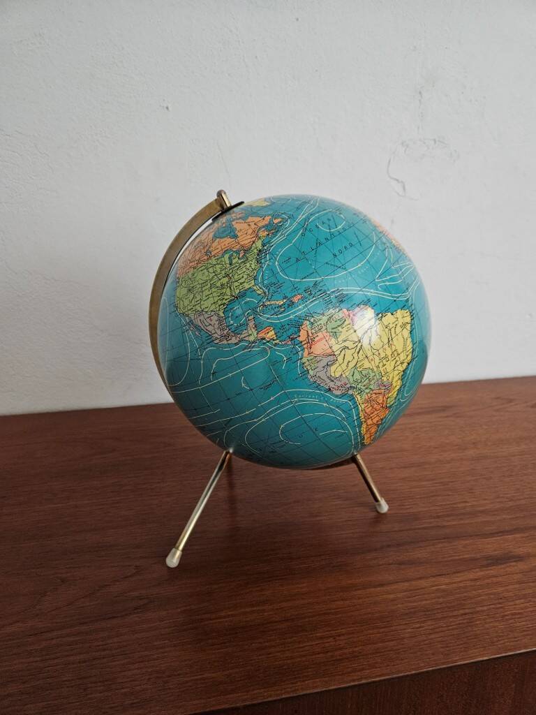 Barren Globe Lamp
