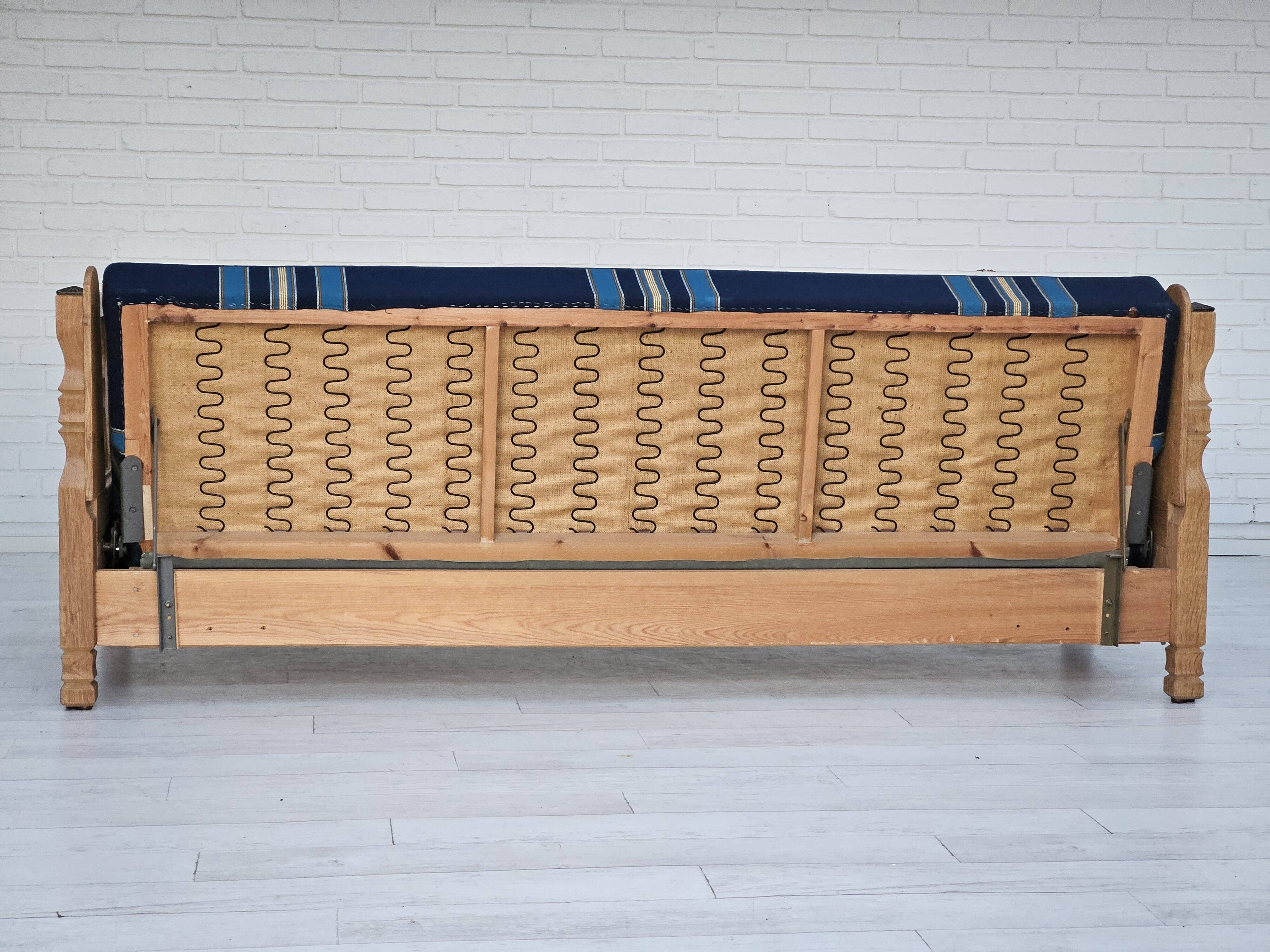 Années 1970, canapé pliable danois