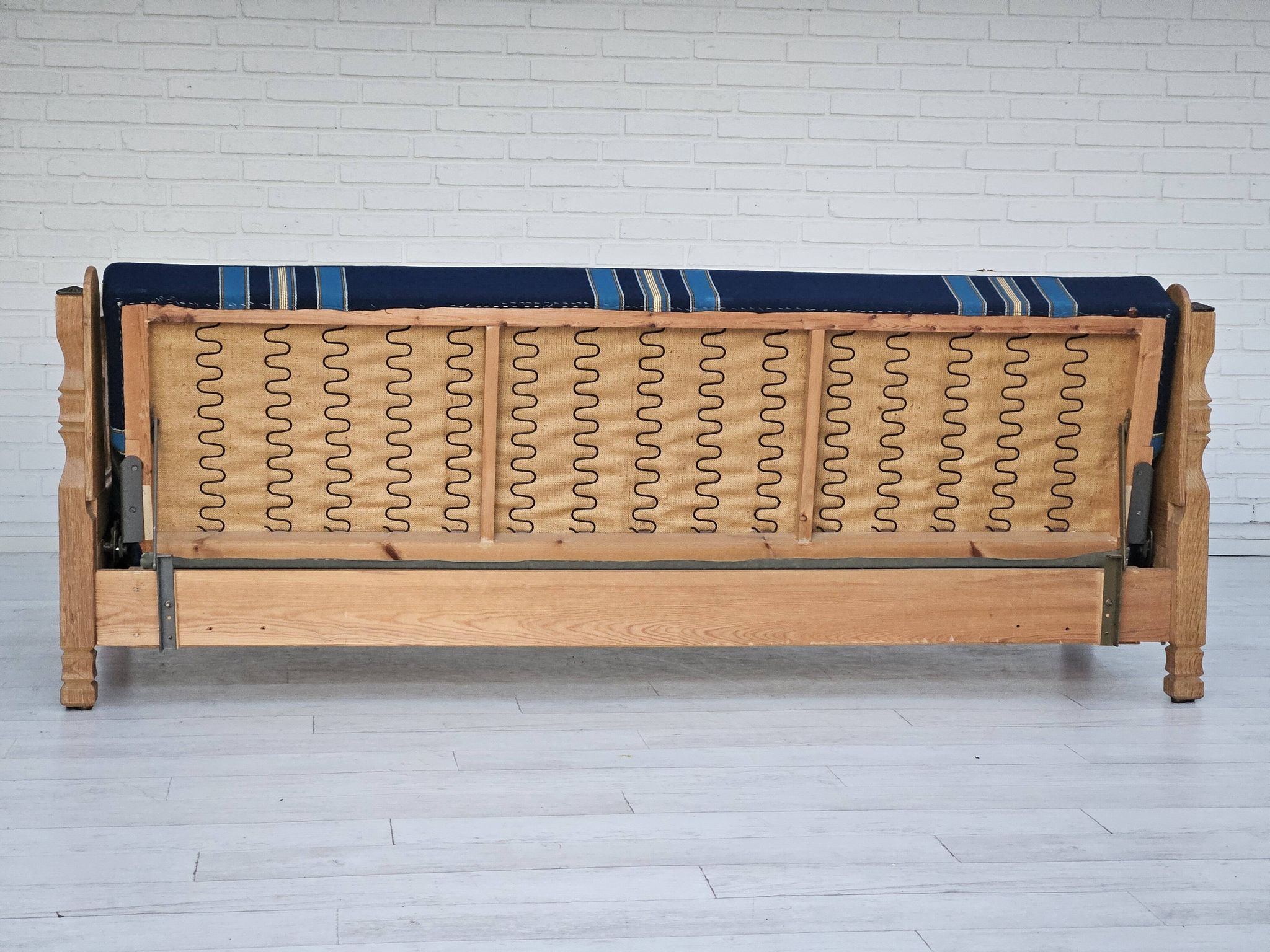 Années 1970, canapé pliable danois