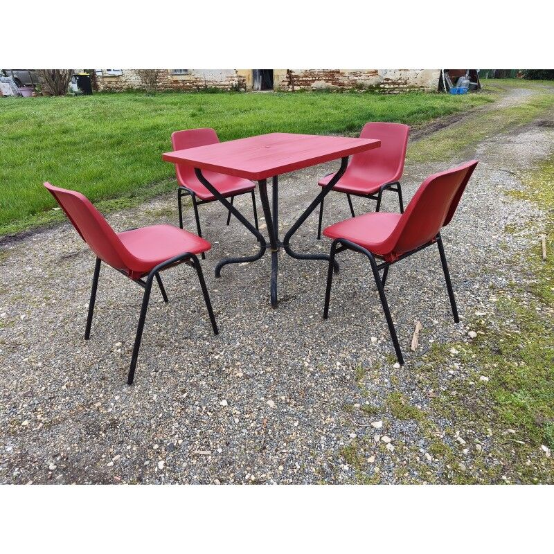 Garden furniture from the 60s/70s.