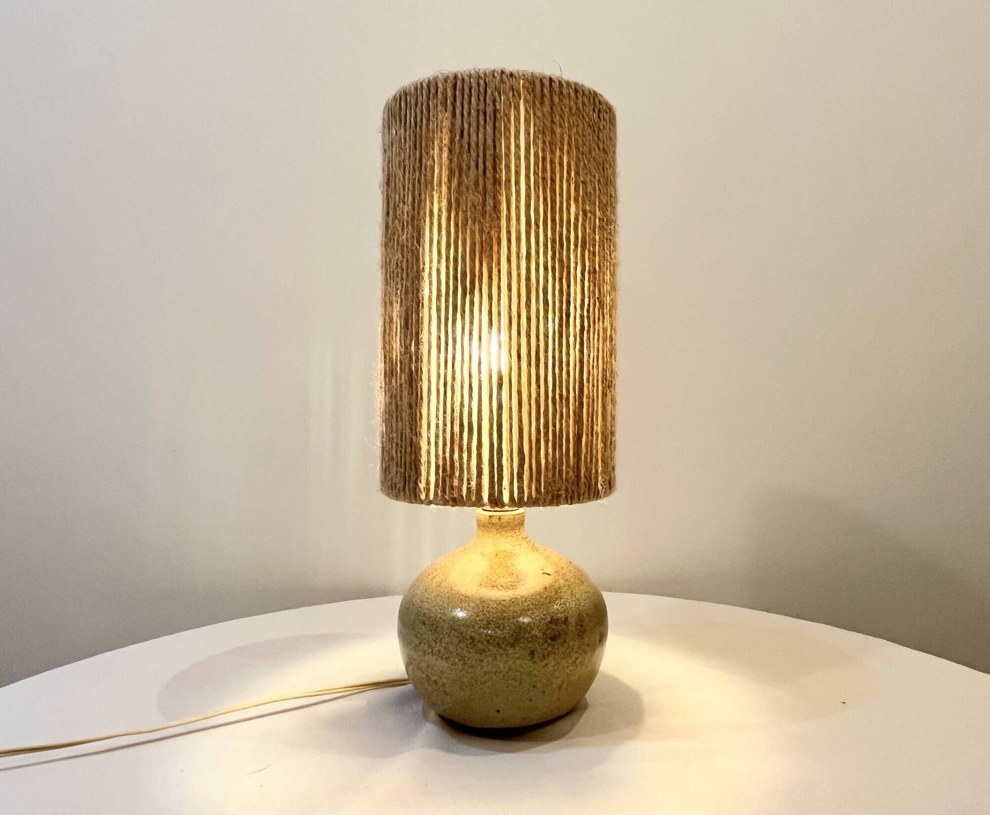 Signed ball lamp in vintage beige stoneware 1970 raffia rope lampshade 70s bohemian chic