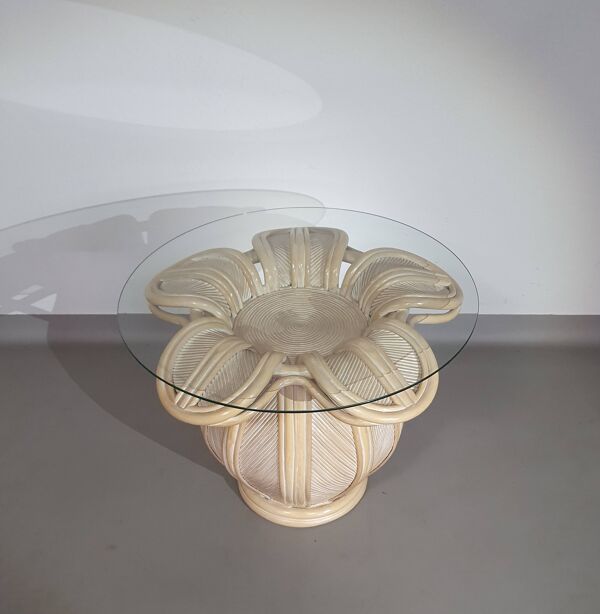 Table d'appoint en roseau fendu / roseau crayon / rotin / bambou en forme de cloche.