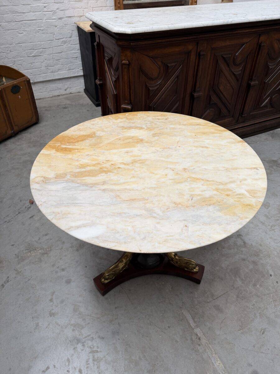 Table en laiton et onyx années 50