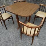 Table and chairs Thonet years 60