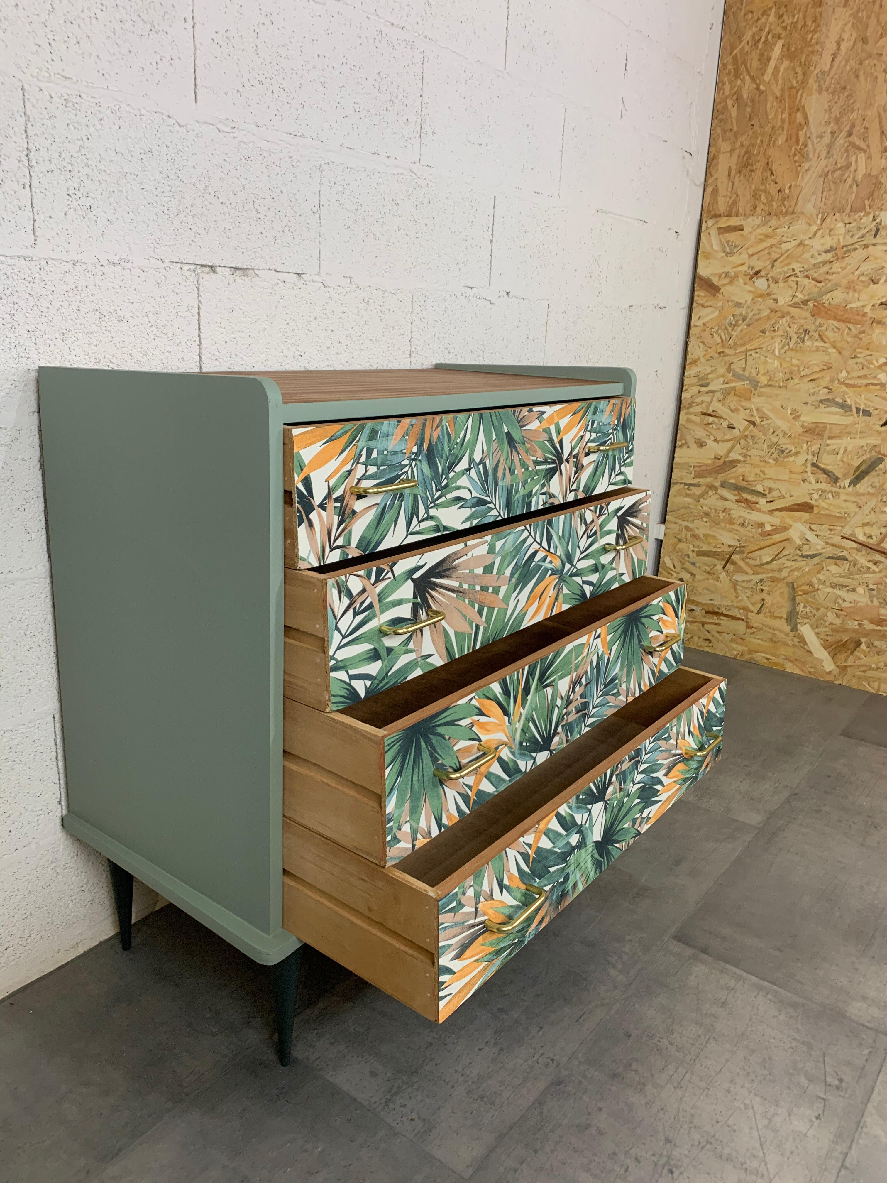 Commode vintage