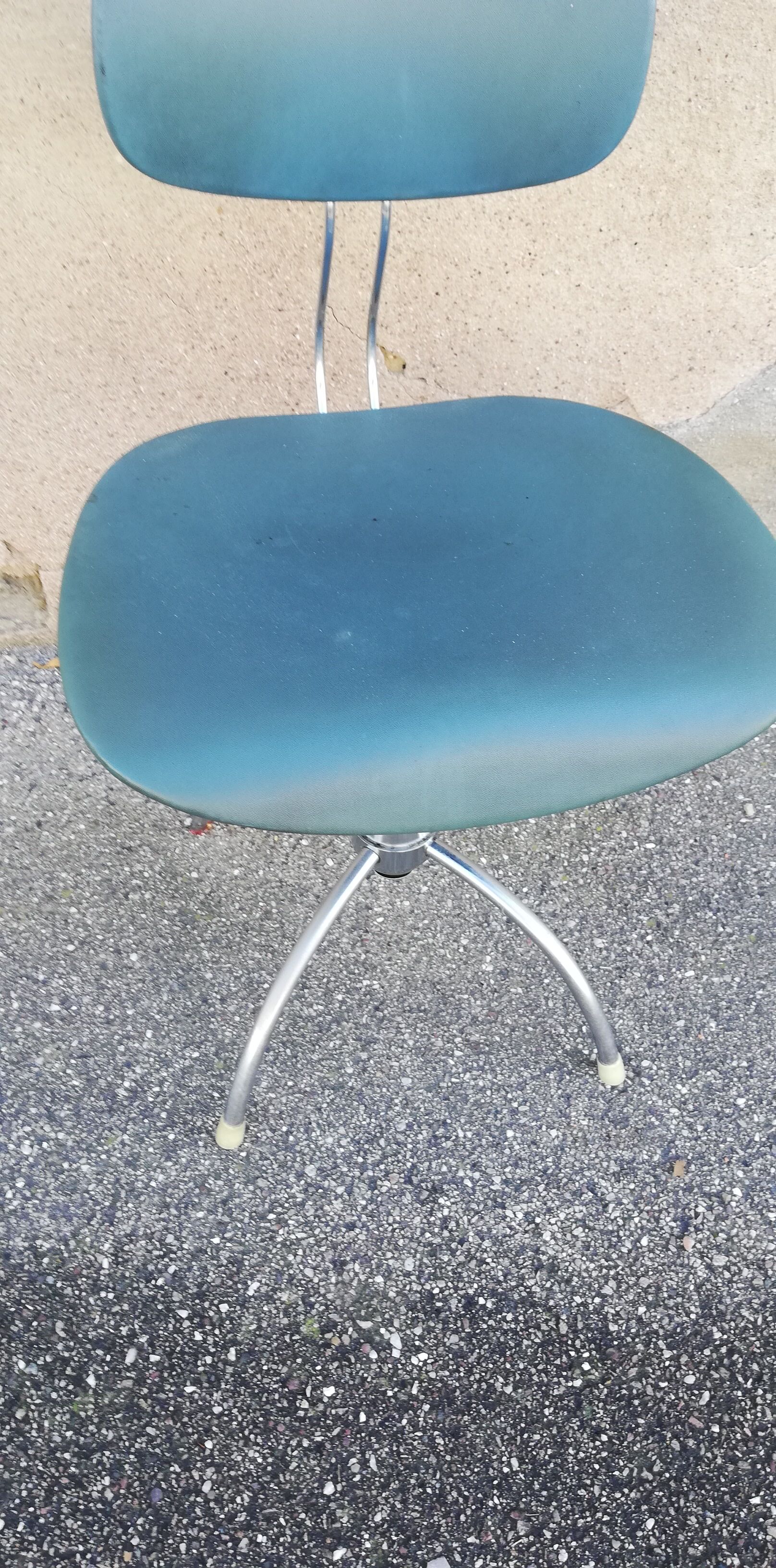 Vintage office chair