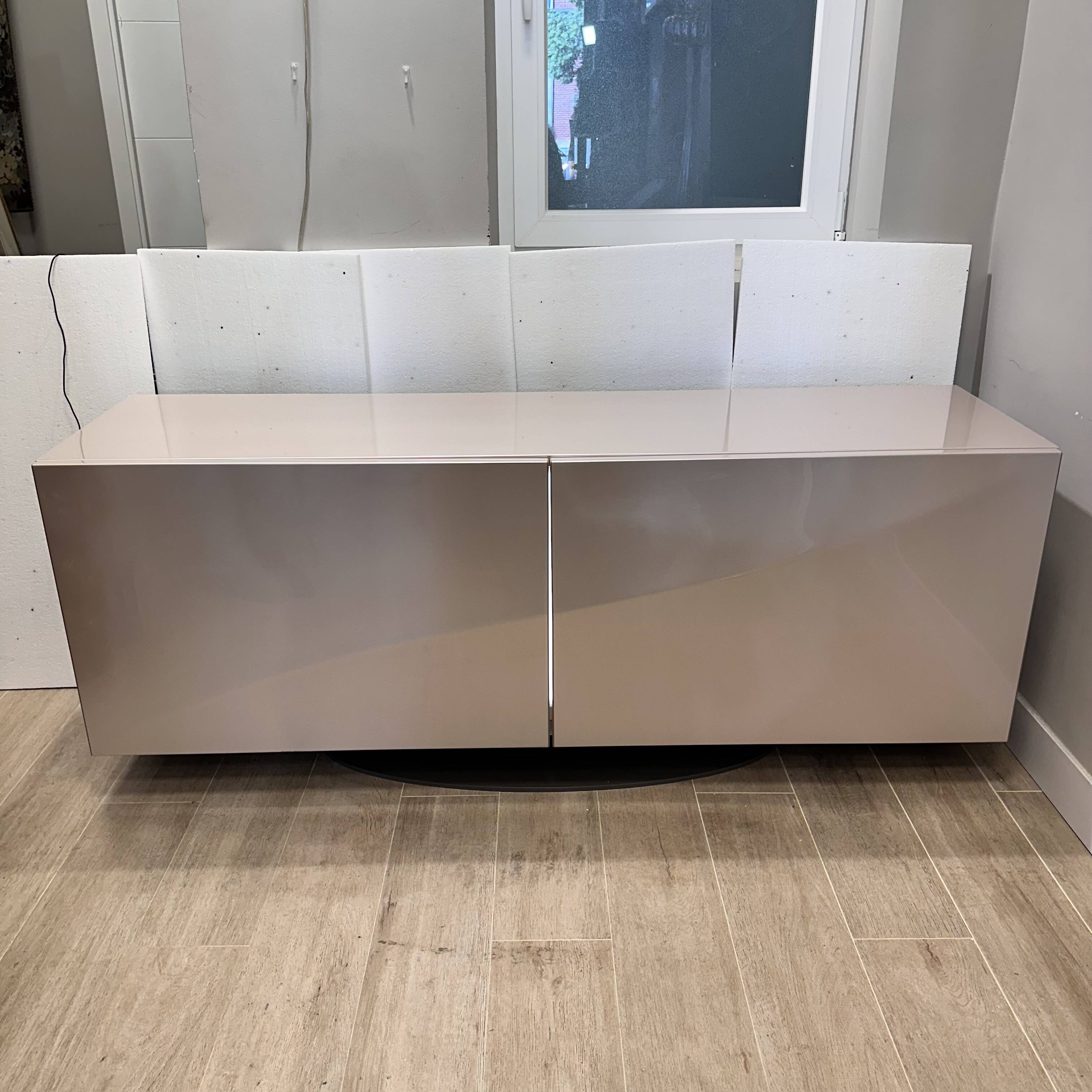 Buffet / sideboard "Speed Up", Sacha Lakic for Roche Bobois, contemporary design – France