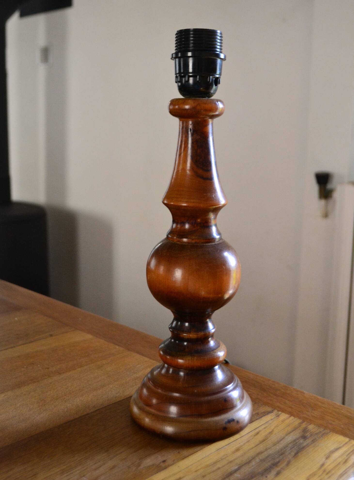 Vintage turned wooden lamp