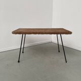 Table basse osier tressé et métal 1960