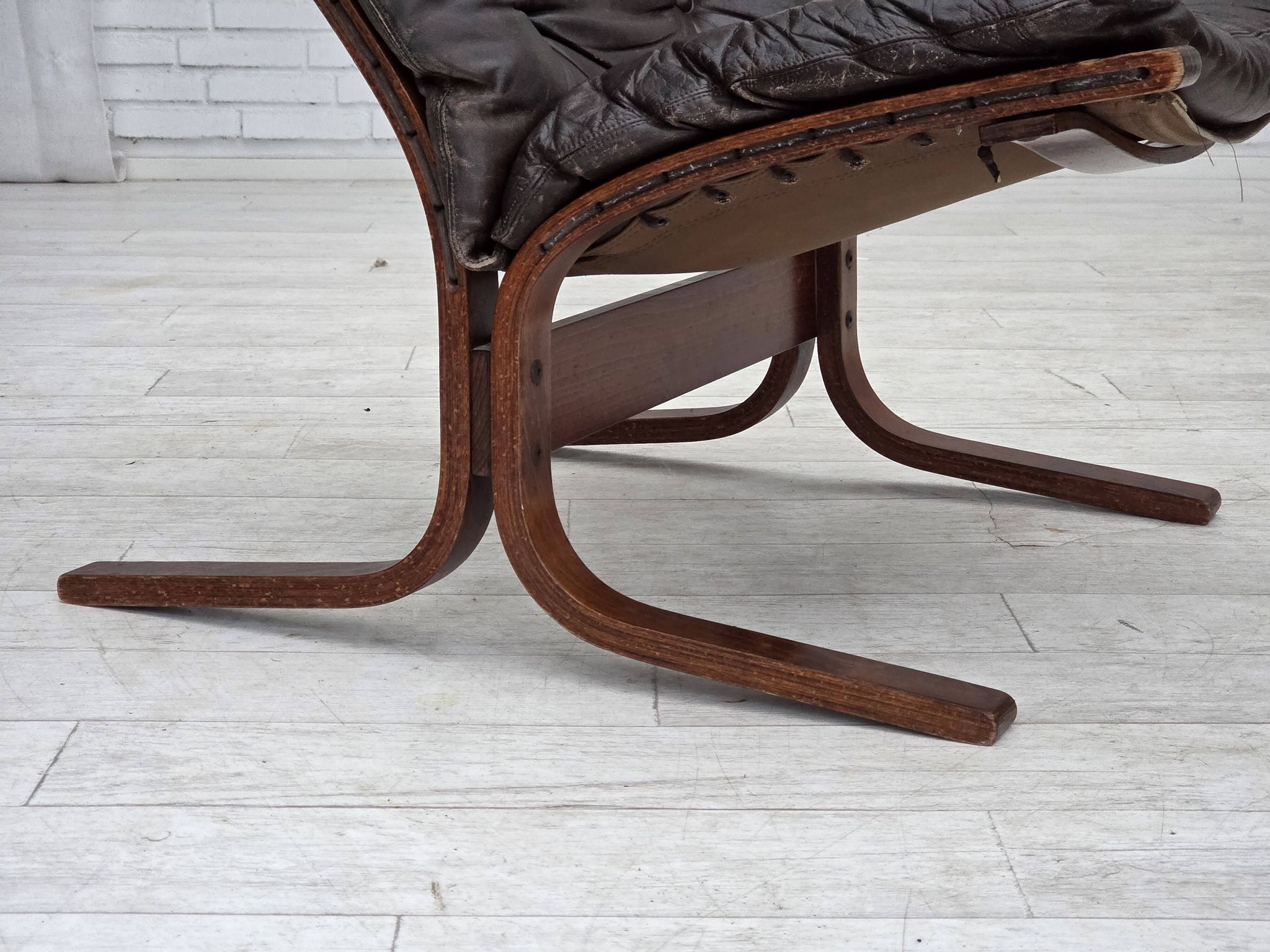 1970s, Norwegian design by Ingmar Relling, model "Siesta", leather.