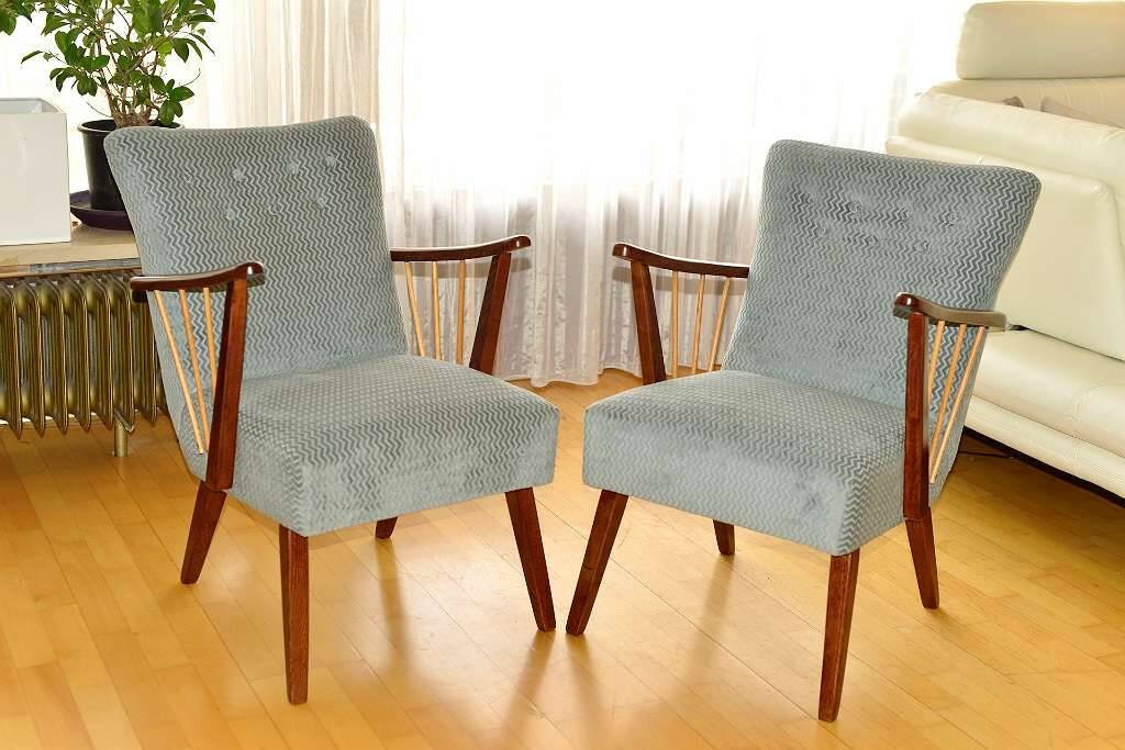 Deux élégants fauteuils Art déco bleu tourterelle – récemment retapissés