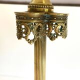 Chic brass lamp with vintage clover tray