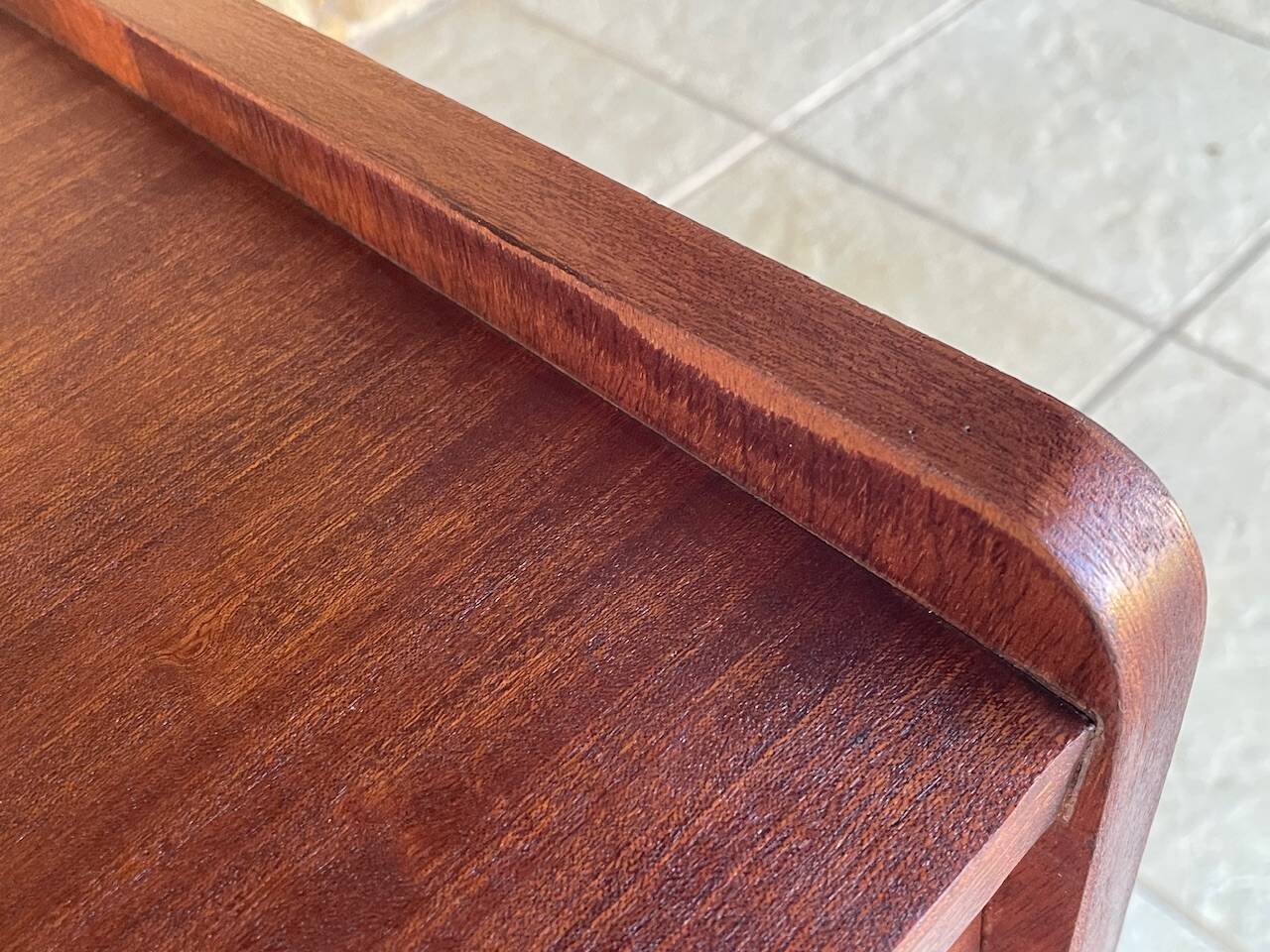 Vintage chest of drawers with 4 drawers, splayed legs circa 1960s