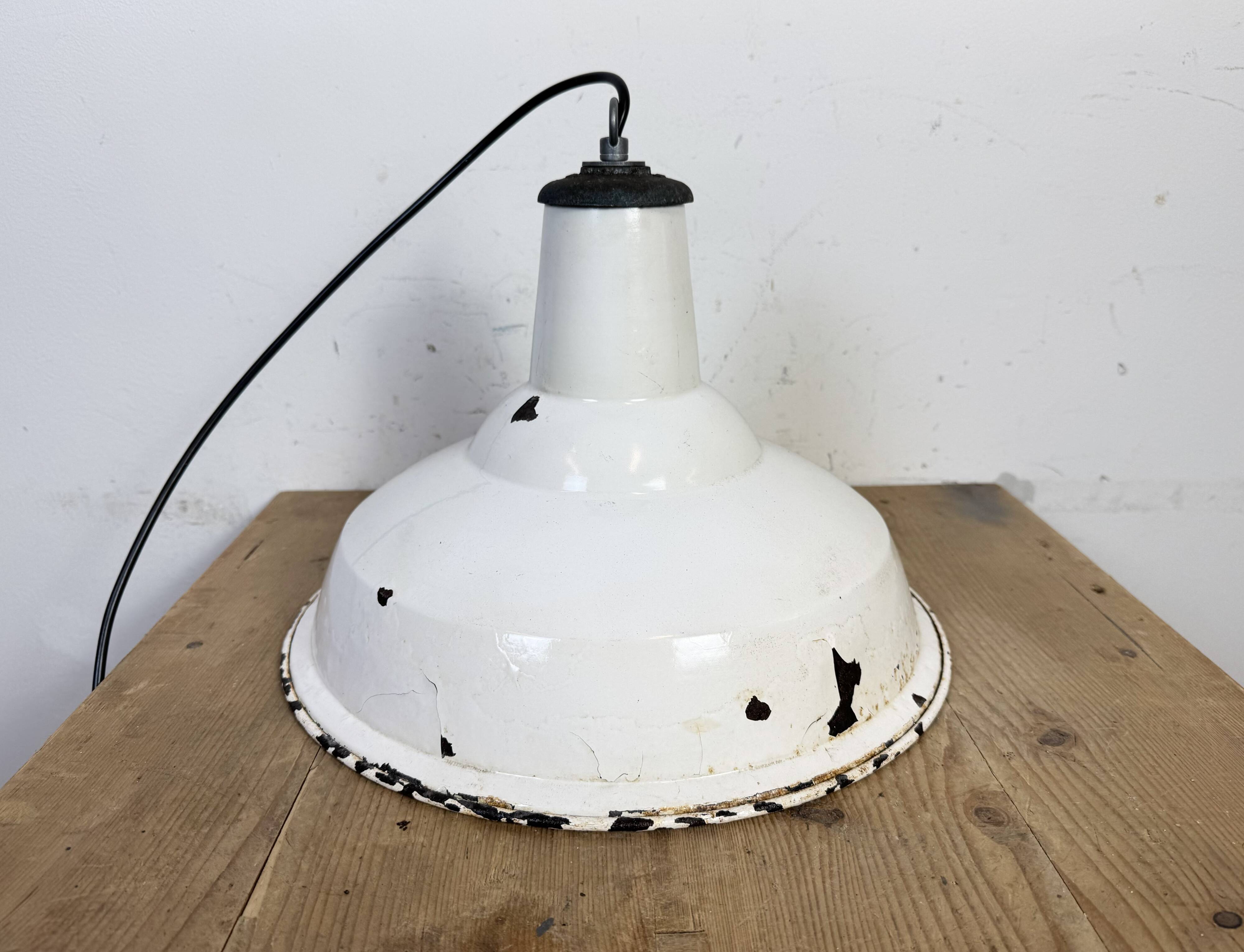 Industrial British White Enamel Factory Pendant Lamp from Benjamin, 1960s