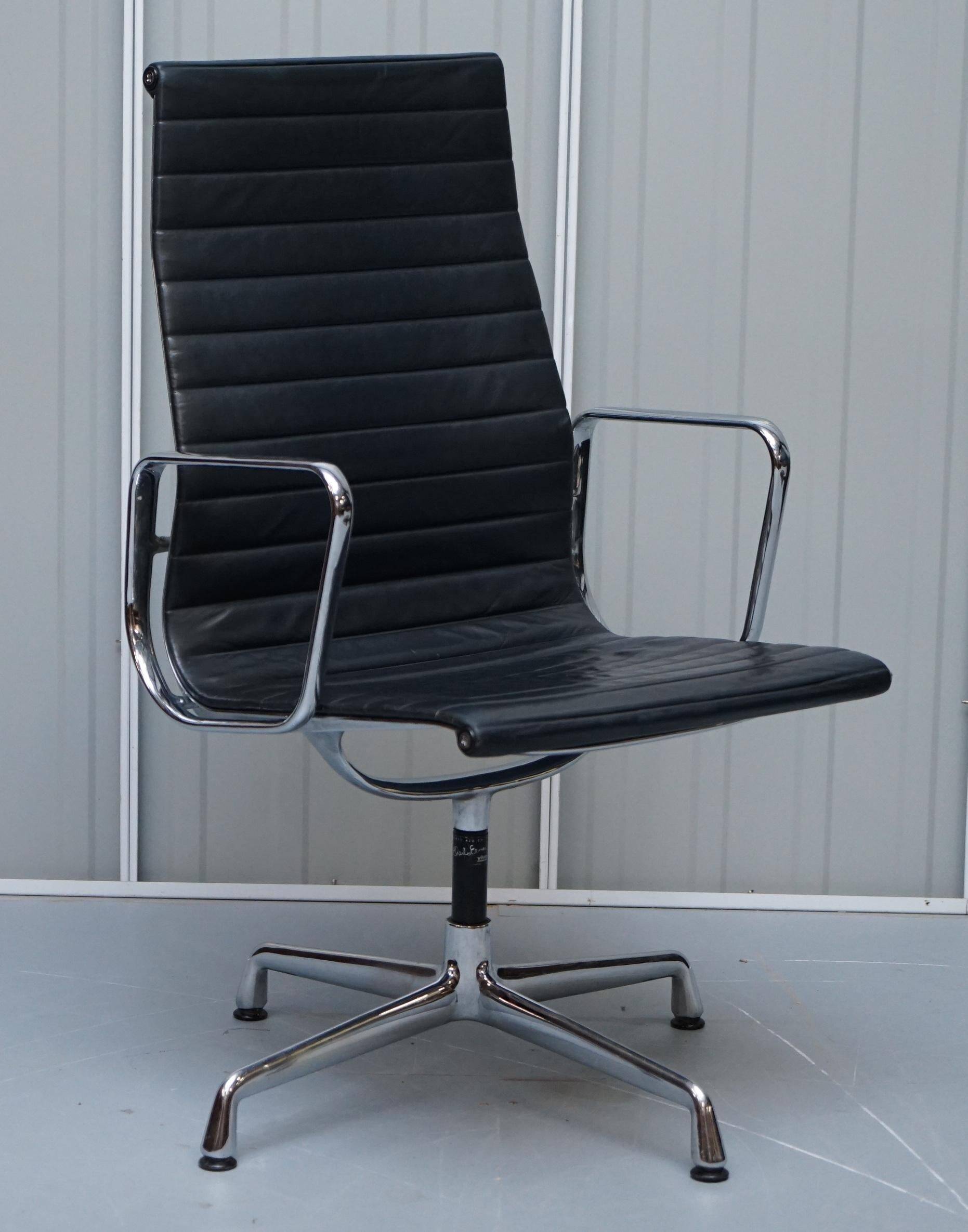 Vitra Eames Herman Miller swivel chair leather - edition 1 of 10