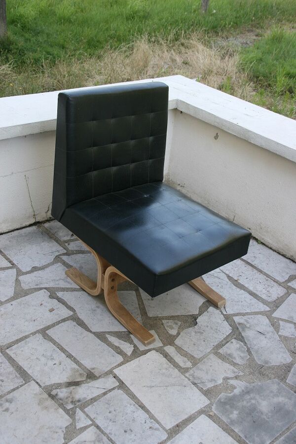 Fauteuil scandinave DREVOPODNIK HOLESOV