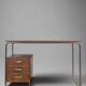 Bureau en noyer style Bauhaus Tchèque 1930s