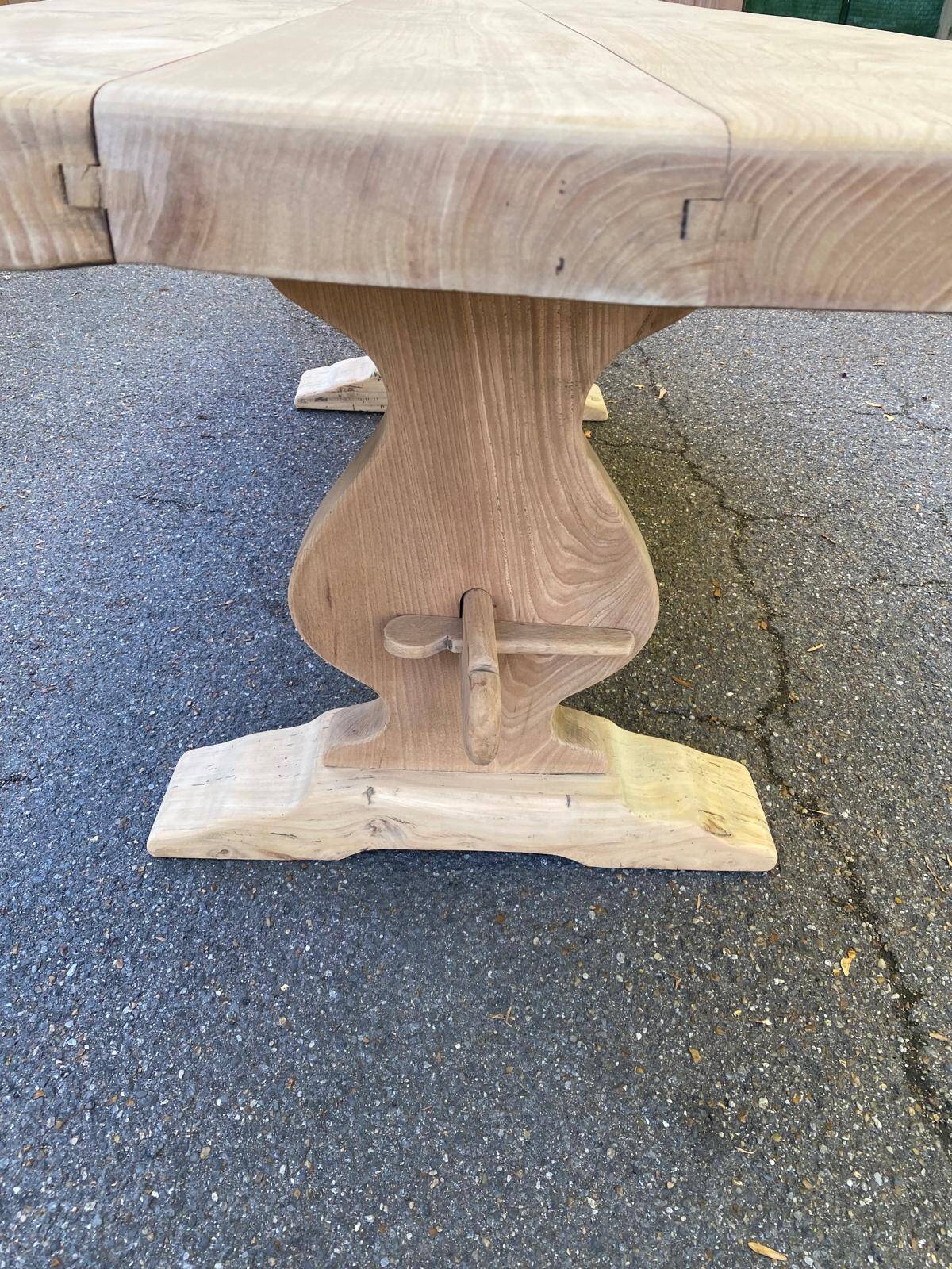 Grande table de monastère étroite décapée en chêne massif brut 200cm