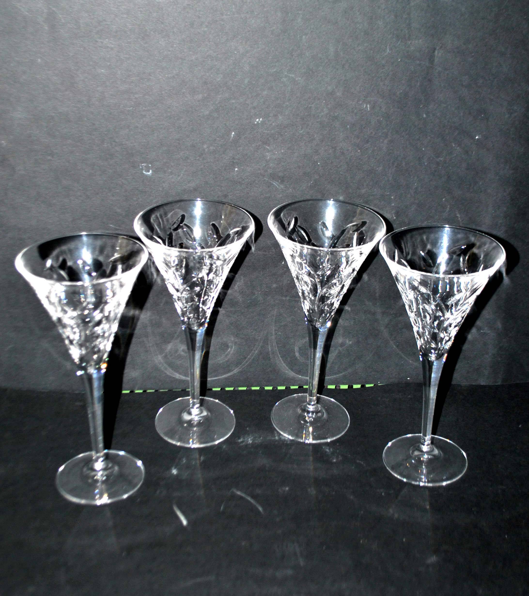 Set of 4 old white wine glasses - roemer flared crystal 18.5cm