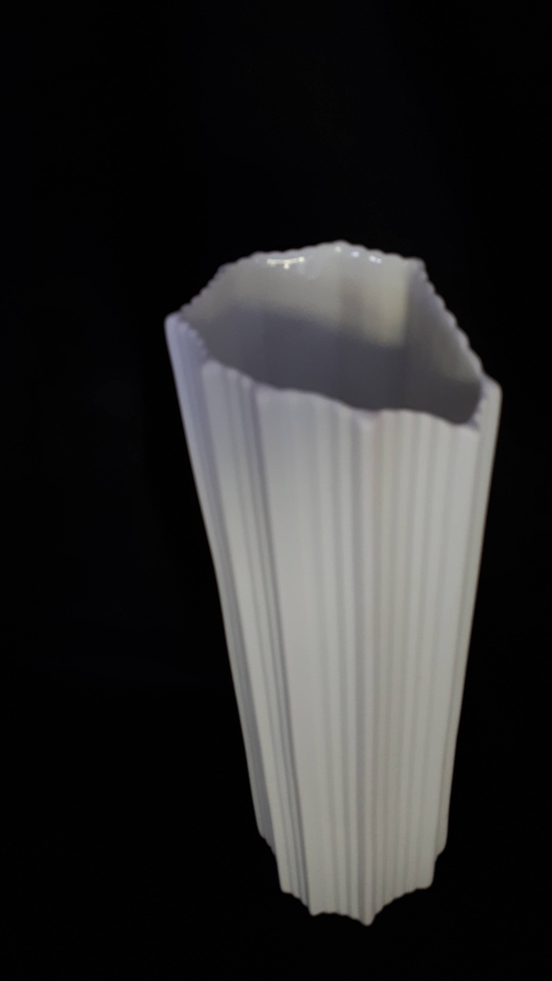 Porcelain vase Keiser design Manfred Frey 1970s,