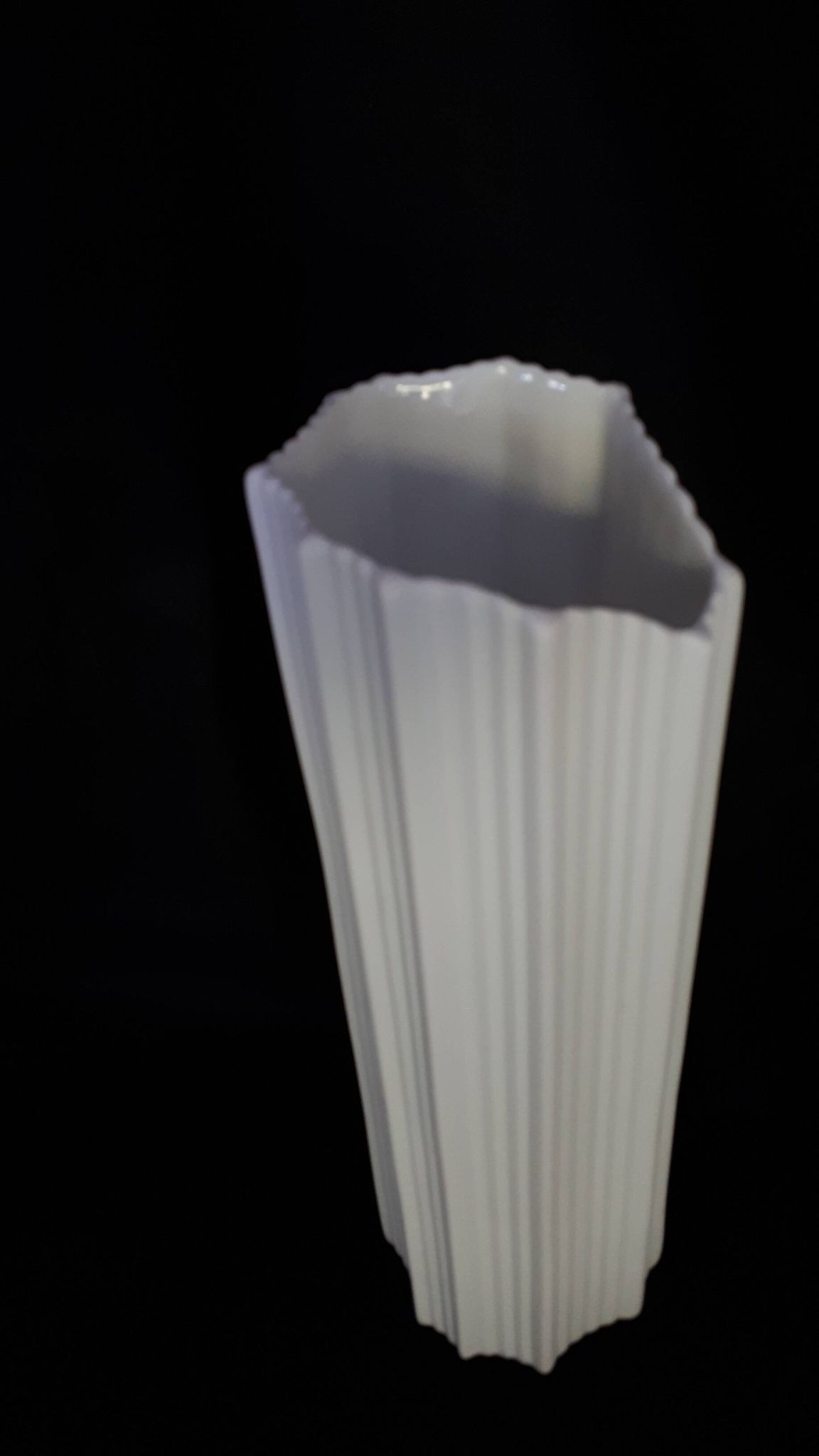 Porcelain vase Keiser design Manfred Frey 1970s,