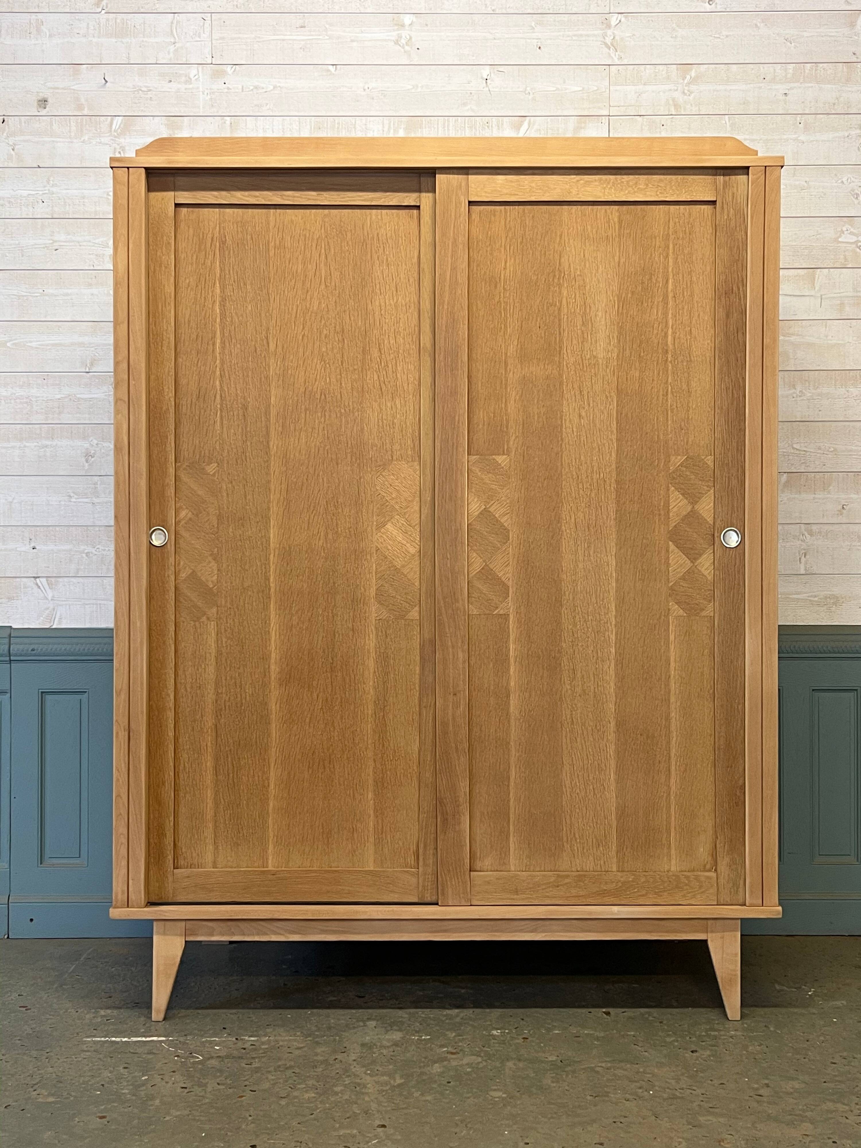 Vintage sliding wardrobe, detachable.