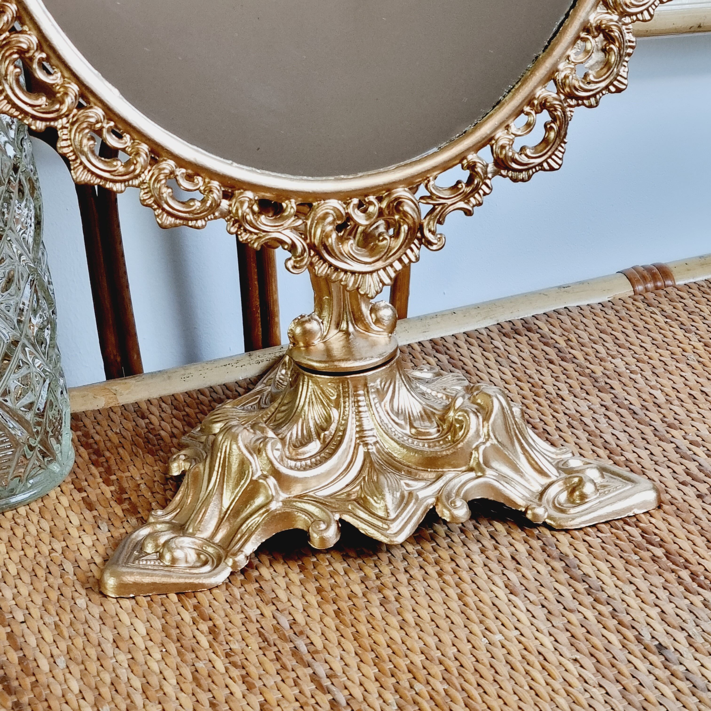 Golden metal psyche mirror 30x50cm