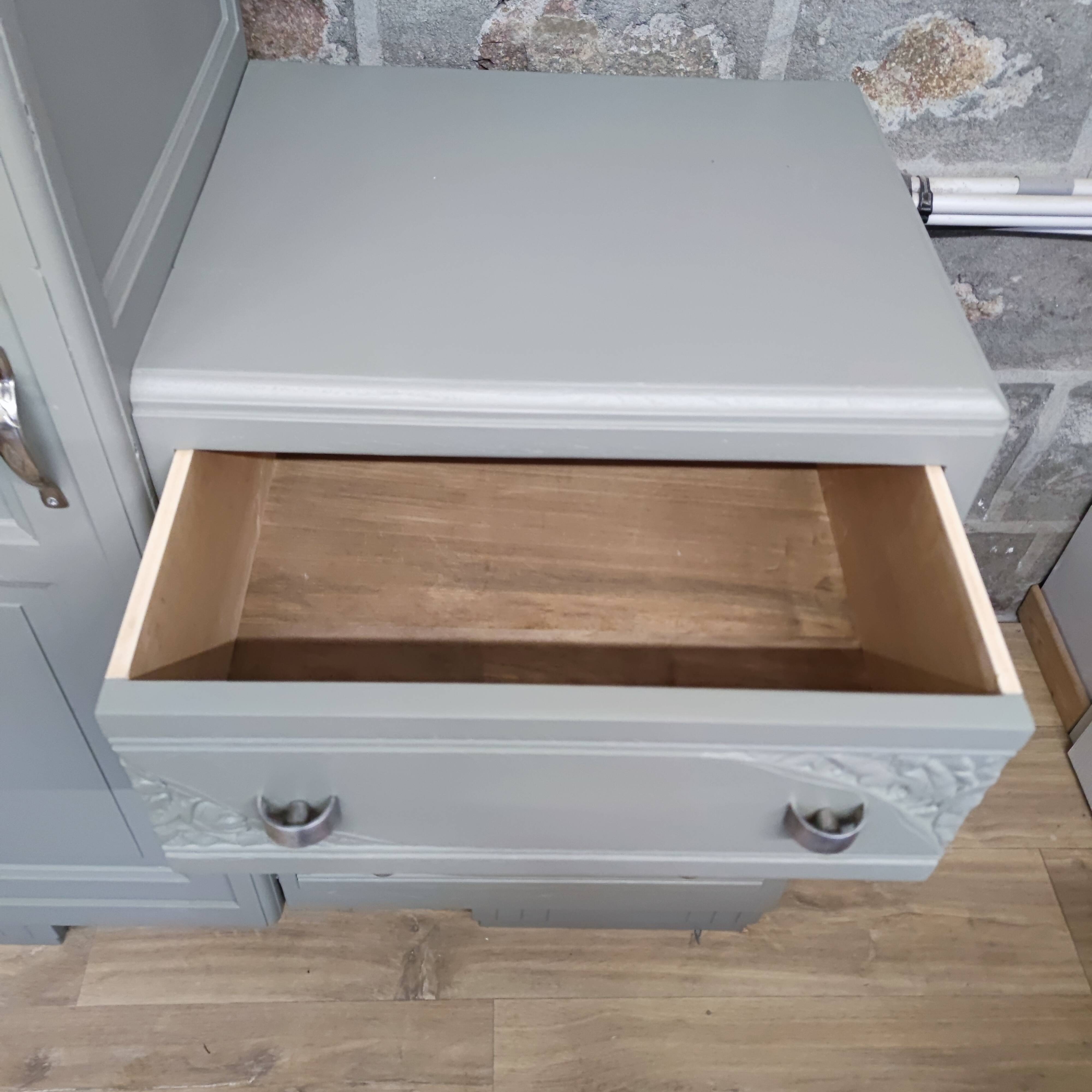 Asymmetrical wardrobe