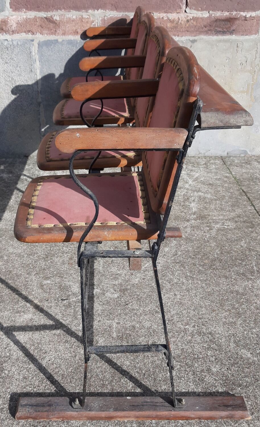 4 seater cinema bench