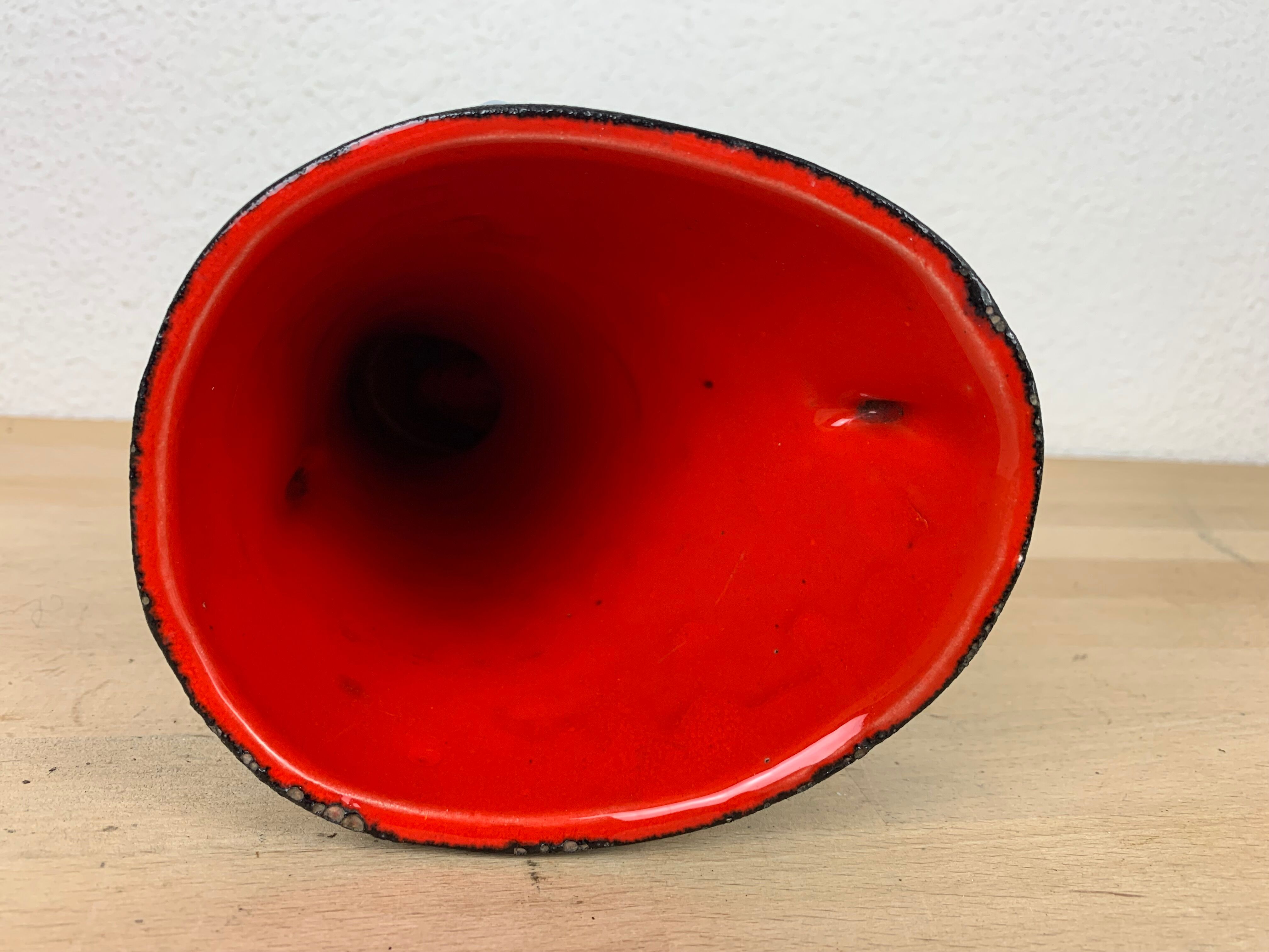 Spaghetti vase free form ceramic Vallauris 50s, red and black