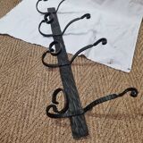 Coat rack with 4 iron coat hooks