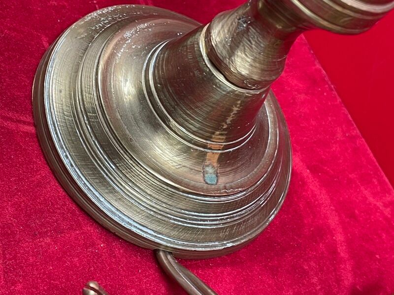 pair of brass lamp foot about 25 cm without the socket