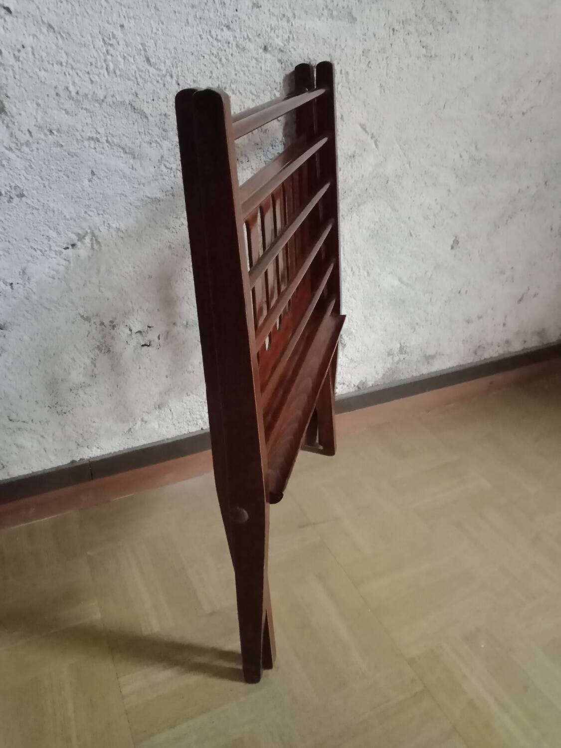 Cees Braackman folding magazine rack