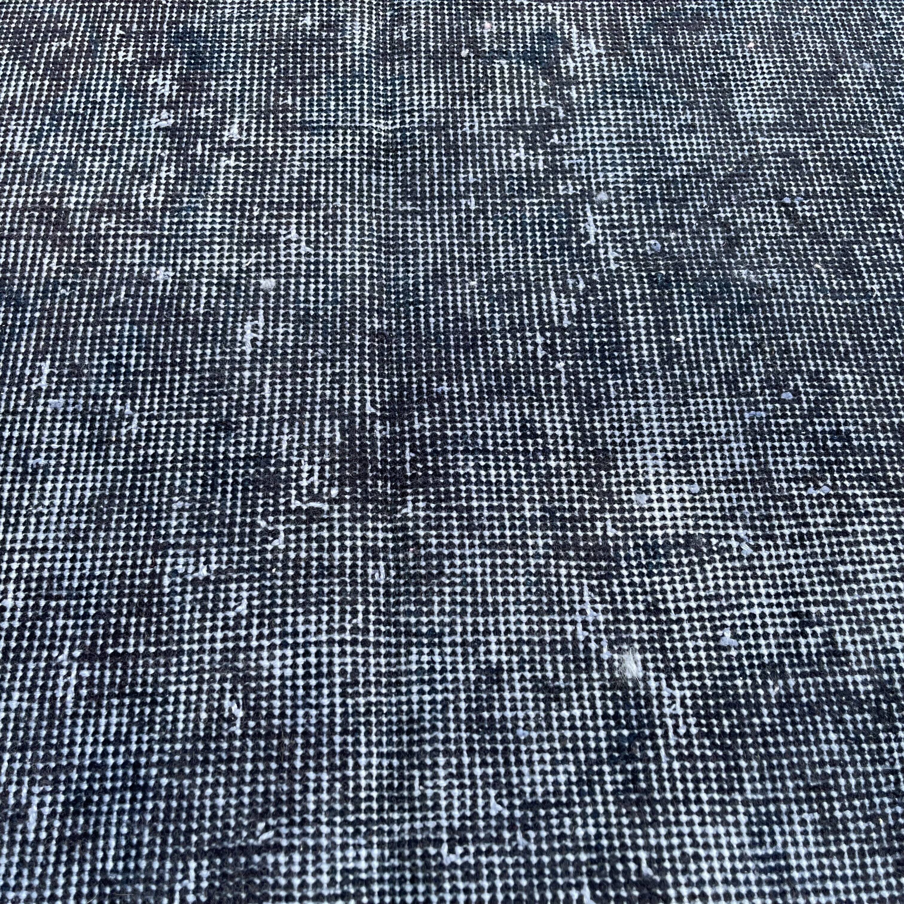 Tapis turc vintage vieilli 212 x 118 cm