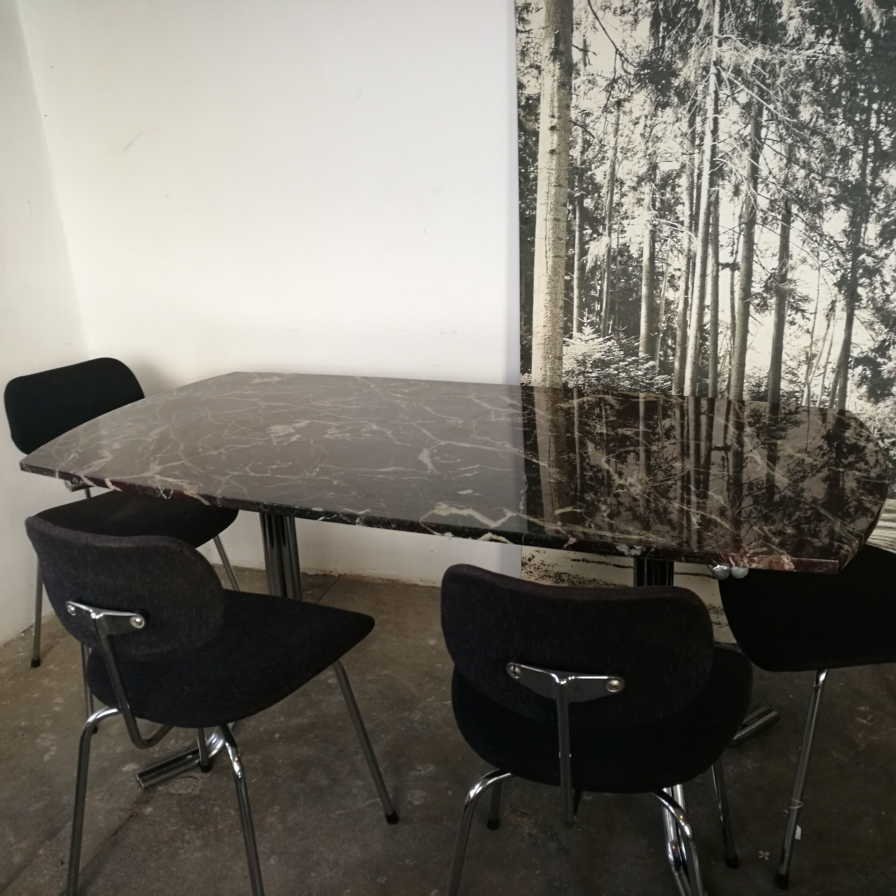 Table, chrome foot, red marble