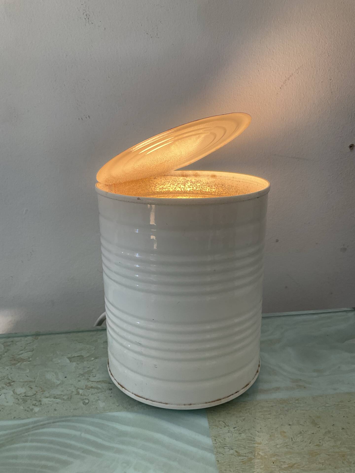 Vintage lamp Vrieland Pop Art from the 70s-80s.