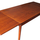 Teak extendable model 8 dining table by Johannes Andersen for Christian Linneberg, 1960s